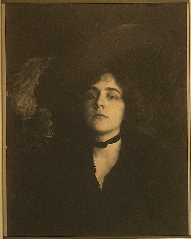 "The Gainsborough hat" Photograph showing a woman (Ethel Reed), head-and-shoulders portrait, facing front, wearing a plumed hat, by F. Holland Day, 1895, courtesy of the Library of Congress Prints and Photographs Division Washington, D.C